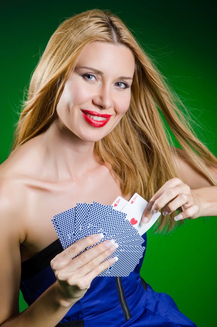 Antarmuka permainan di aplikasi mobile nimo slot Aplikasi mobile nimo slot menampilkan tampilan permainan Fortune Tiger